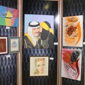 صور من معرض عبير الاحساء للفنون التشكيلية